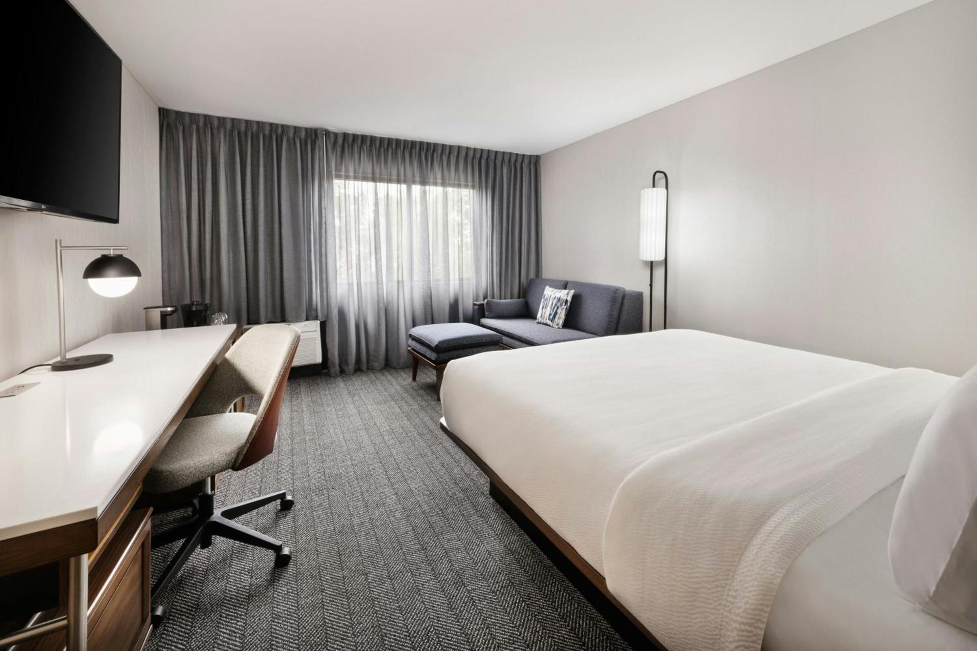 Courtyard Mobile Hotel Exterior foto